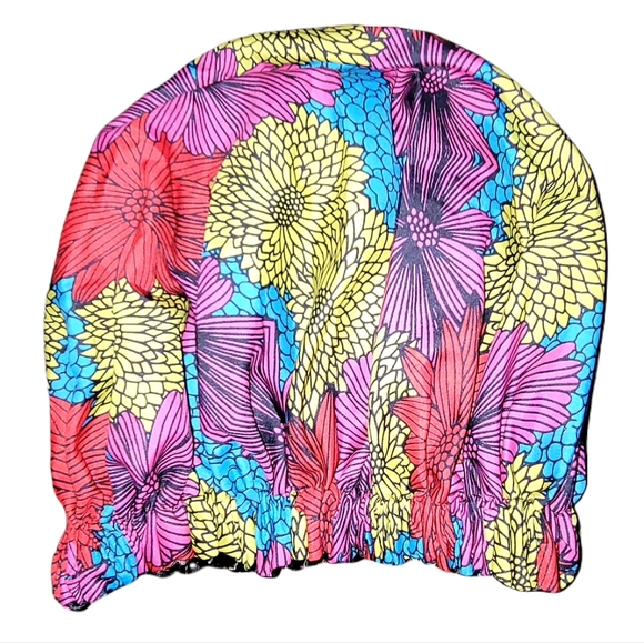 Large Bonnet - Picture 1 of 2